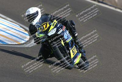 media/Oct-12-2025-CRA (Sun) [[e621380112]]/Races/Race 10/